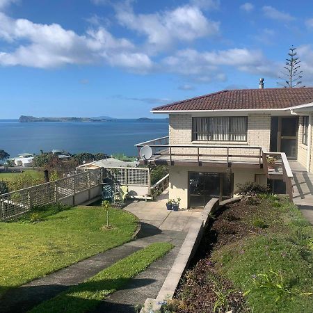 Paku Peak Ocean View Apartment Tairua Esterno foto
