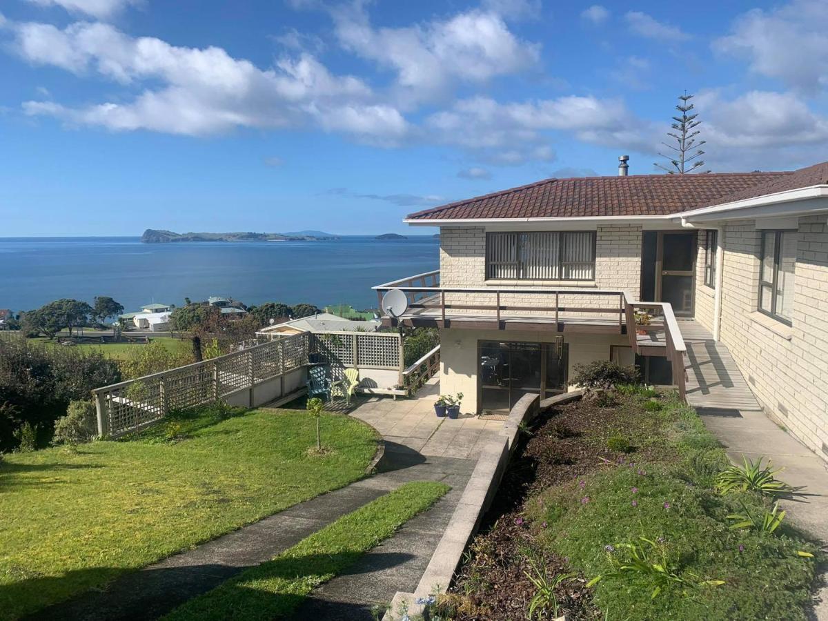 Paku Peak Ocean View Apartment Tairua Esterno foto