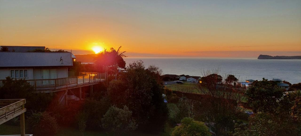 Paku Peak Ocean View Apartment Tairua Esterno foto